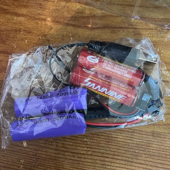 All Terrain Water and Land Racing Yellow and Black Remote Control Amphibious Car - Picture 7 of 7